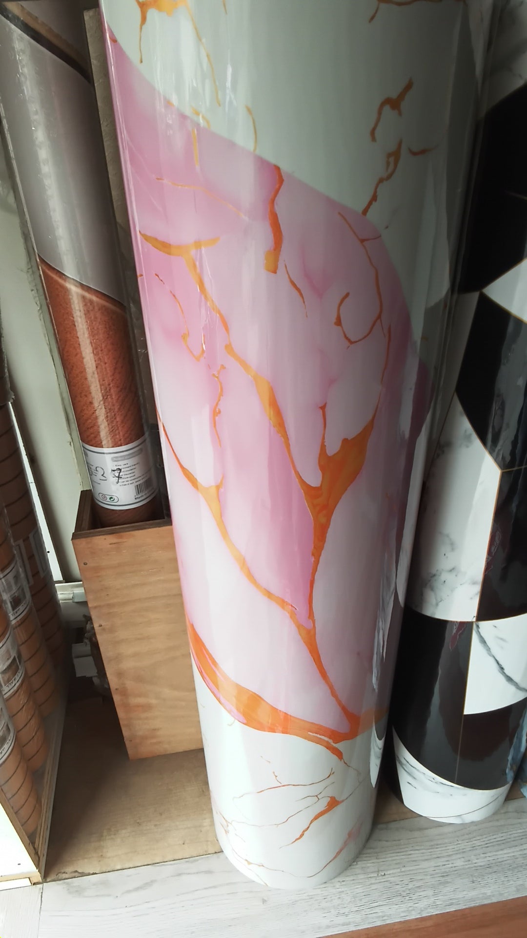 Uv marble roll 4*10 feet set adhesive